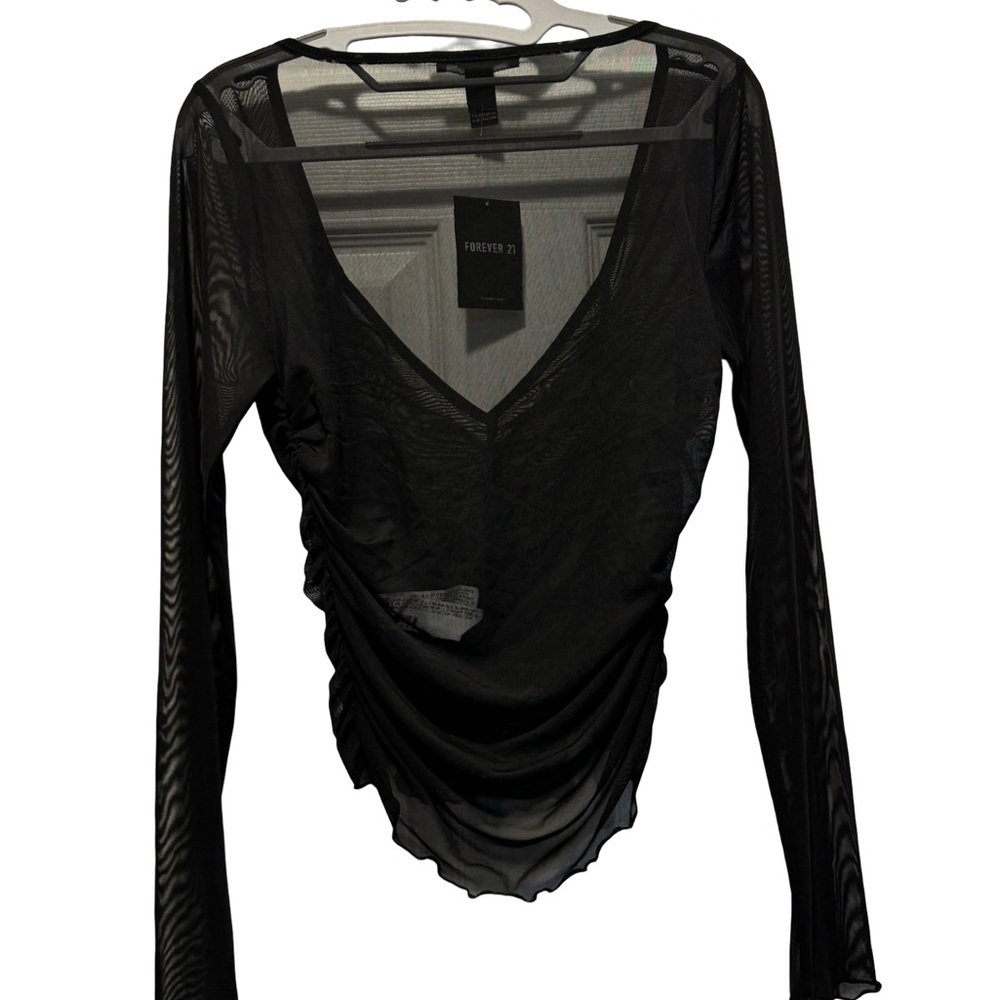 Women’s *NWT* Black Mesh Long Sleeve Top Size XL